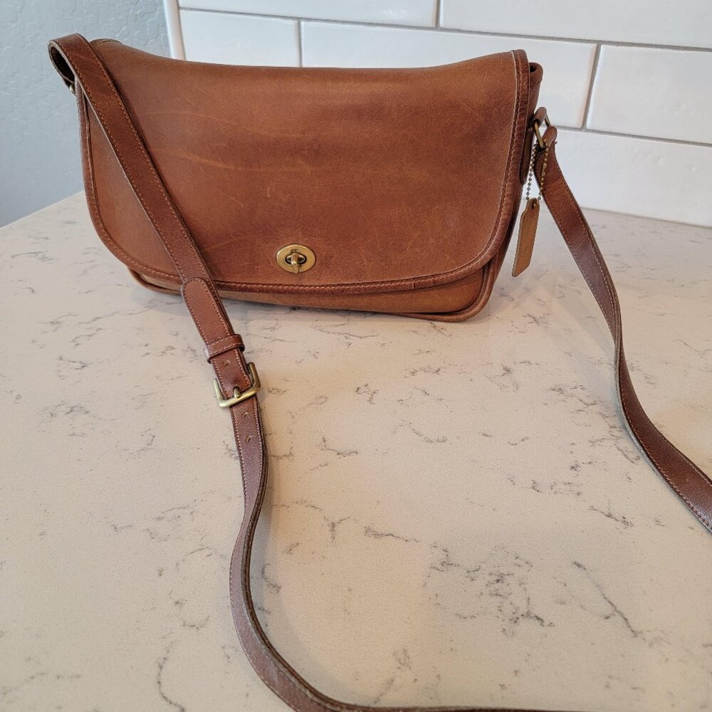Coach City Bag (British Tan) - Original Vintage Bag
